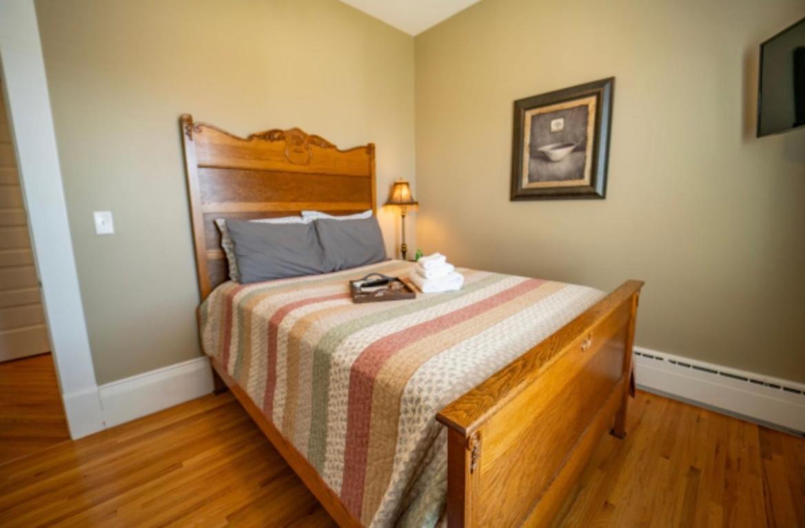 The Victorian Guesthouse デルフォス  部屋 写真