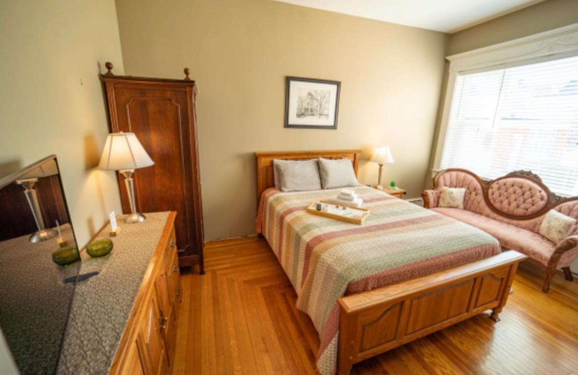 The Victorian Guesthouse デルフォス  部屋 写真